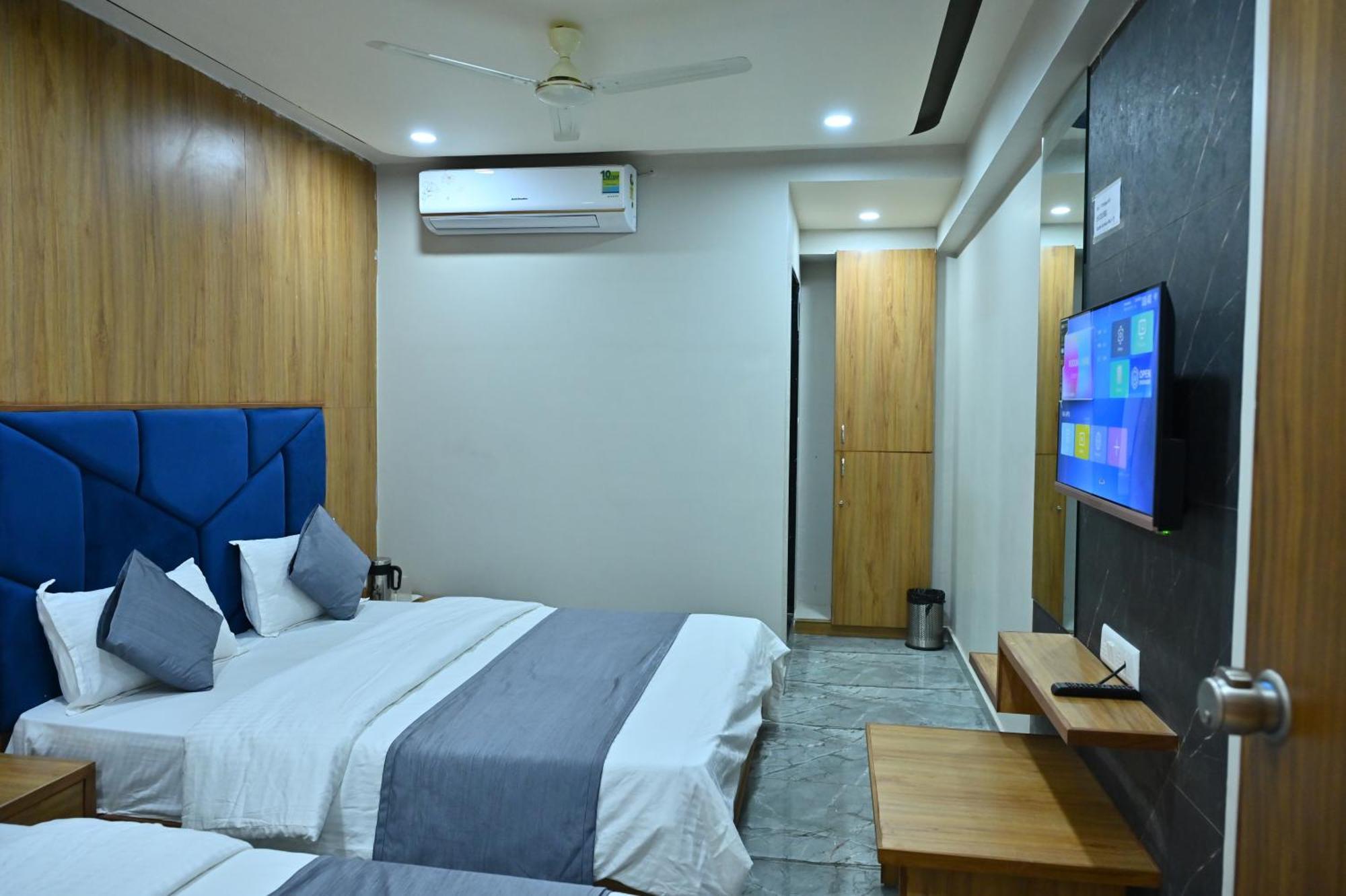 Hotel Sury Villa Ahmadabad Zewnętrze zdjęcie